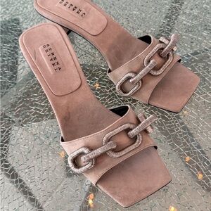 Elegant Tan Chain Detail Women's Sandals